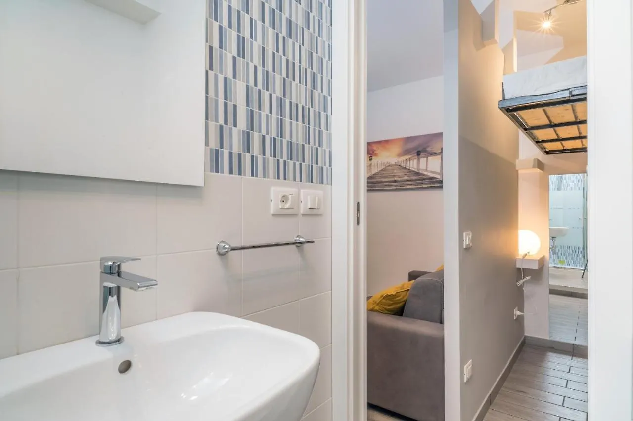 Monolocale Glicine Villa Schiso 0*,